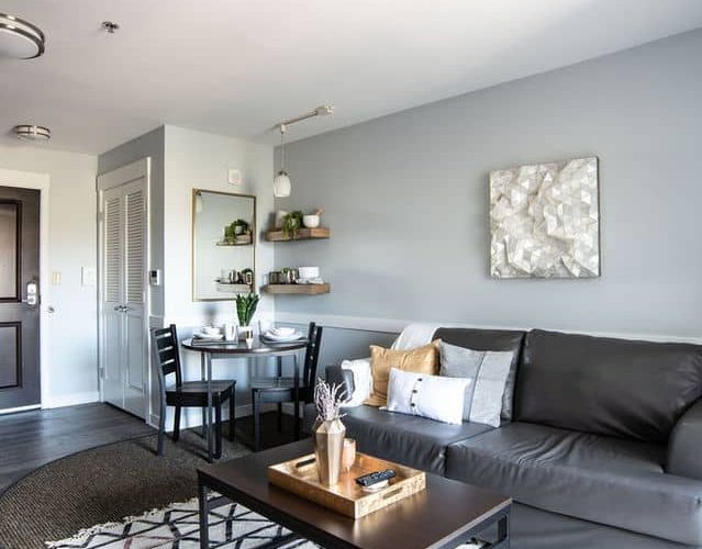 Near Ball state in Muncie is Village Promenade- with gorgeous studios, 1 bedroom, 2 bedroom and multi-room apartments